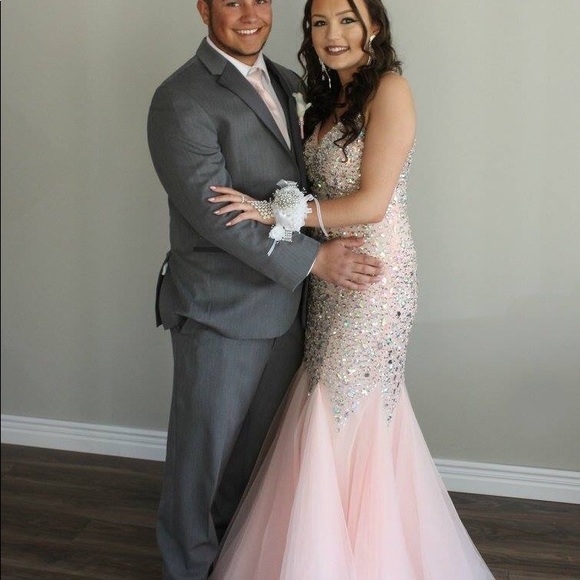 Prom / graduation dress - Picture 3 of 5